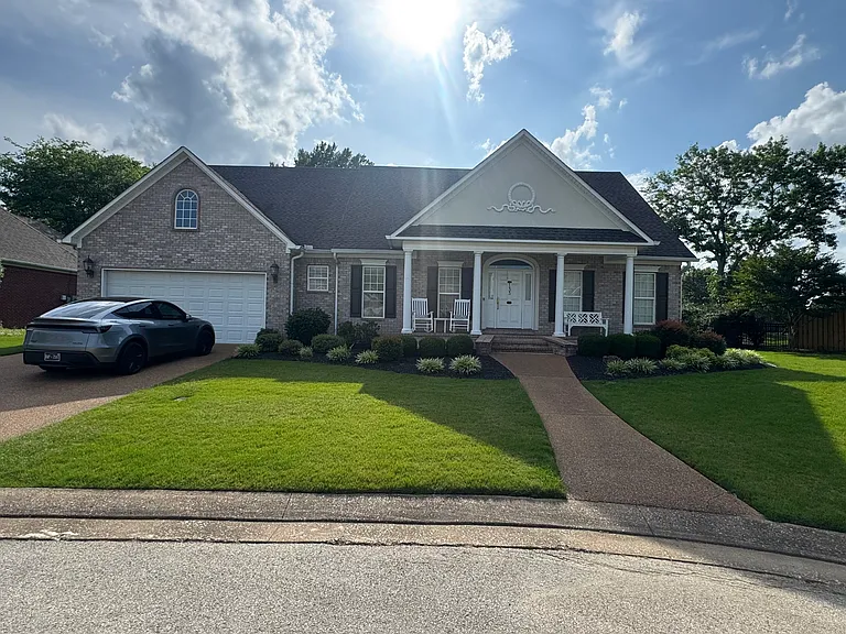 133 Ivybrook Cv — Photo 1