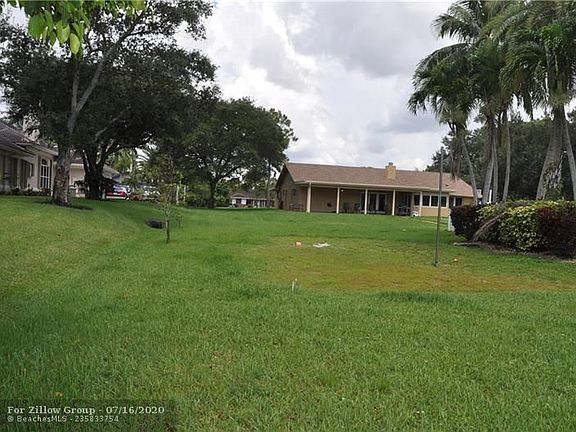5th image of 6306 NW 74th Ter