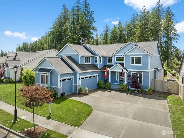 4429 Caddyshack Drive NE, Lacey, WA 98516