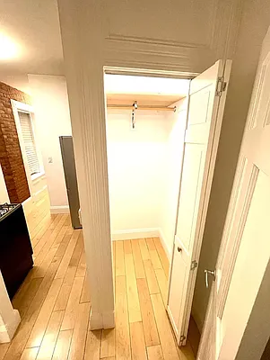 Rented by LJ Sloane Management | media 14