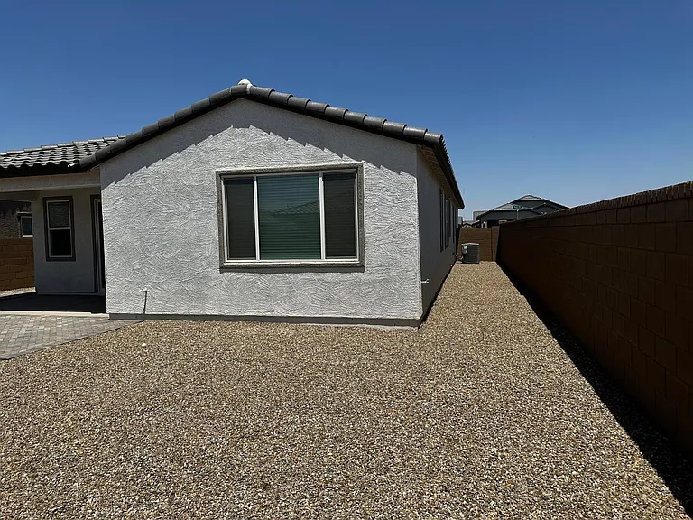 3269 E Baler Dr — Photo 47