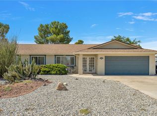21425 Nowata Rd, Apple Valley, CA 92308