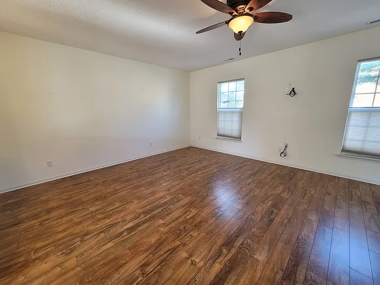 4969 Almandine Ave #1 — Photo 8
