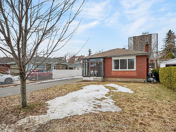2nd image of 944 Eve St