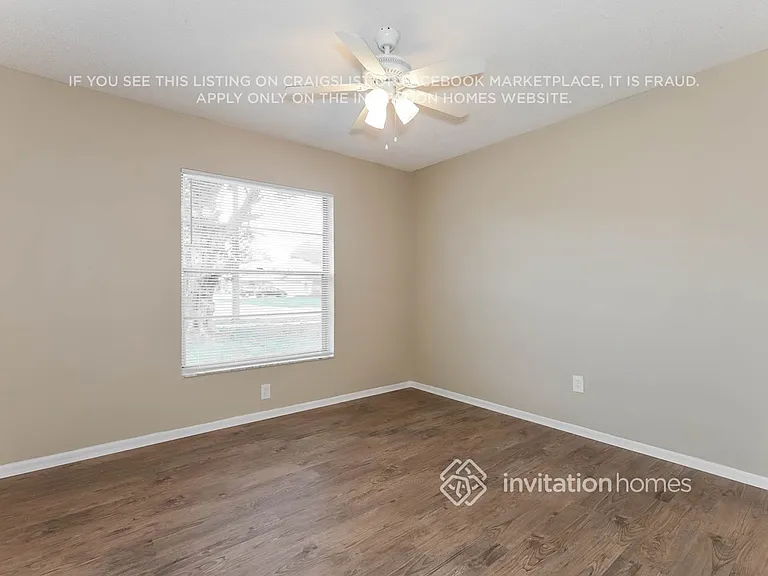 14008 Capitol Dr — Photo 13