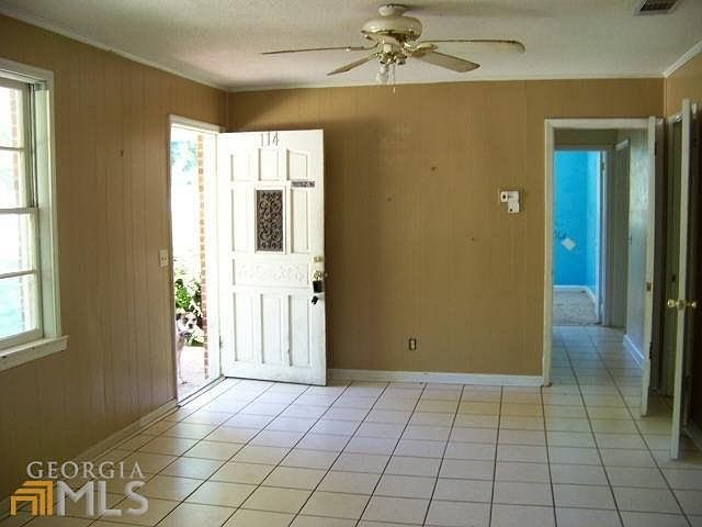 2nd image of 114 Isabelle St