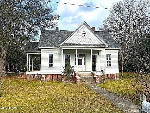 2nd image of 711 College St
