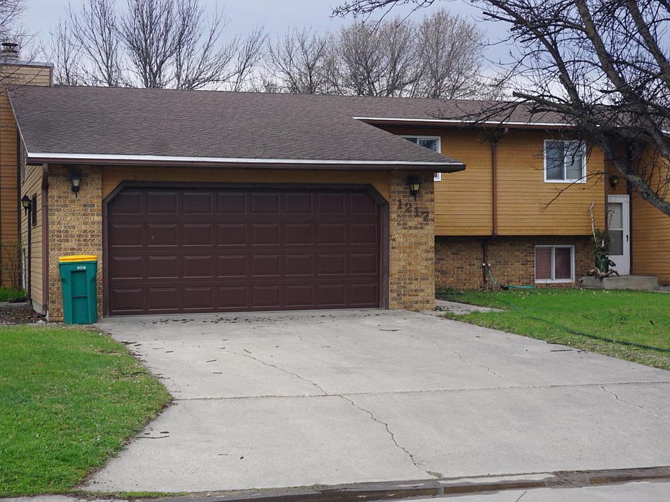 1217 14 1/2 Ave N, Wahpeton, ND 58075 Zillow
