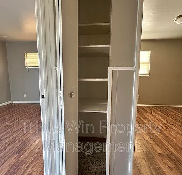 7515 Alaska Ave — Photo 32