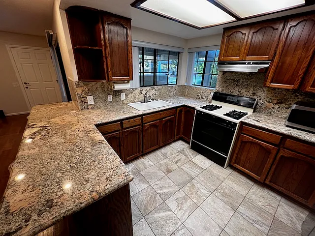 5225 Paseo Panorama — Photo 2