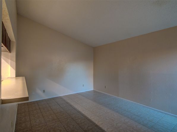 irving-texas-162653169 picture