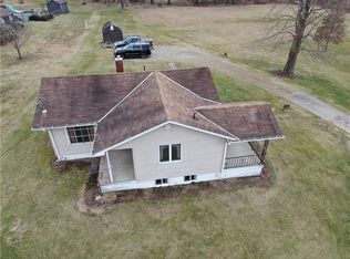 794 Bentleyville Rd, Charleroi, PA 15022