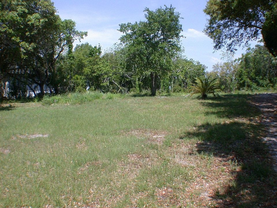 2nd image of 2614 Goldbug Ave