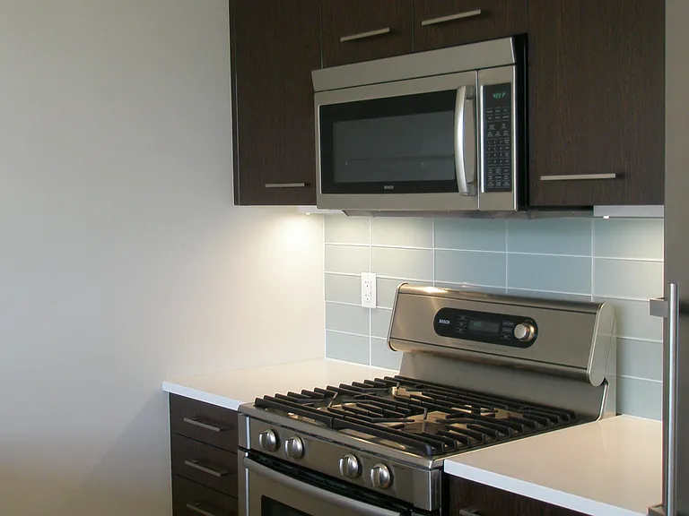 5-09 48th Ave #3E — Photo 3