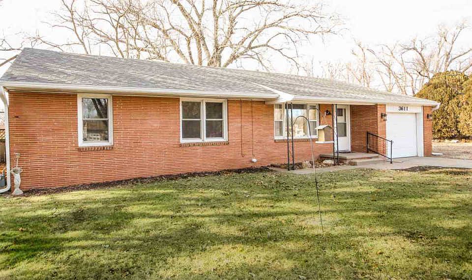 3611 N Waldron St, Hutchinson, KS 67502 Zillow