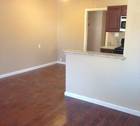 4th image of 1808 D St