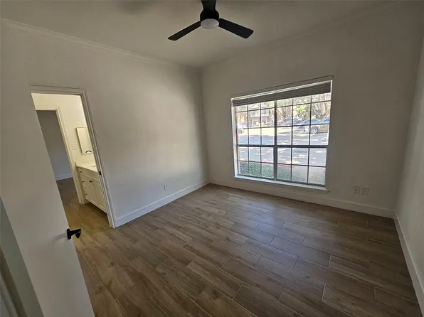 2626 Holly Hall St, Houston, TX