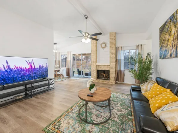 9603 Hollow, San Antonio, TX 78250