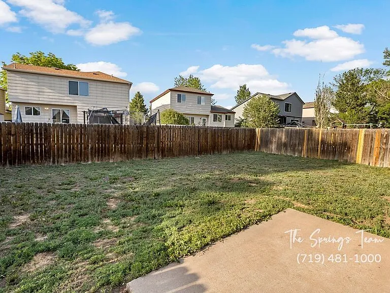 5833 Bow River Dr — Photo 34