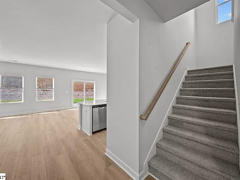 421 Creeping Jenny Dr — Photo 30