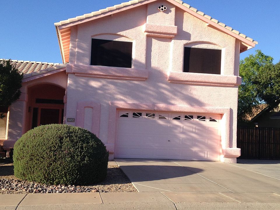 1st image of 8652 W Meadow Dr