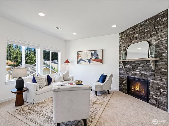 4th image of 31 157th Lane SE