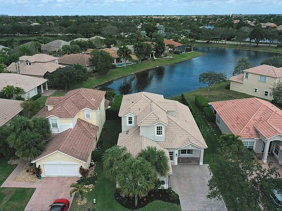 3rd image of 11187 NW 65th Court