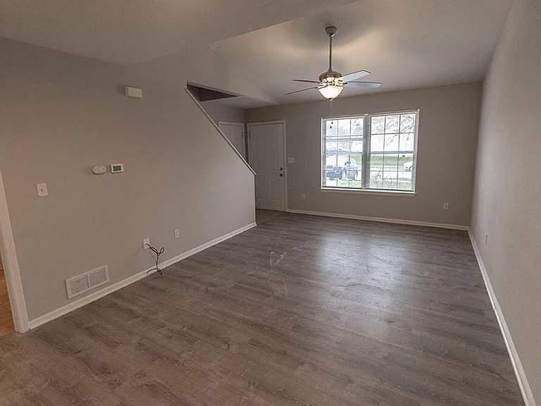 5313 Currituck Ln — Photo 4