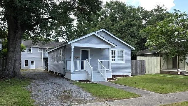 237 Vinet Ave — Photo 2