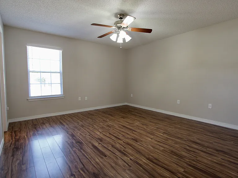 3151 Forrest Ave — Photo 14
