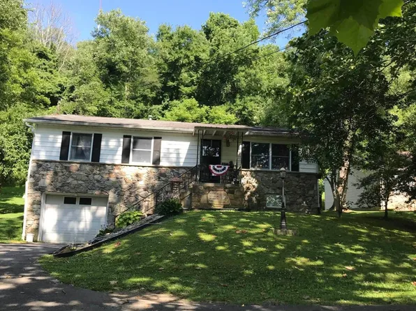 1807 N 20th St, Clarksburg, WV 26301