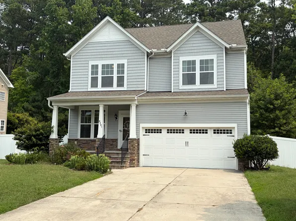 8201 Ruddock Pl, Hayes, VA 23072