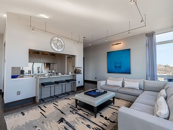 4th image of 1828 Hudson Park #Penthouse 28