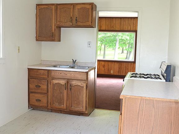 2nd image of 1002 Belleview Ave #2