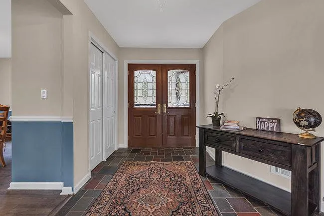 180 Hartshorne Rd — Photo 8