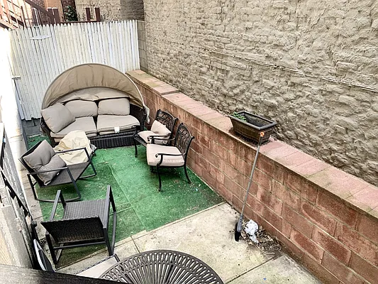 Rented by Corcoran | media 14