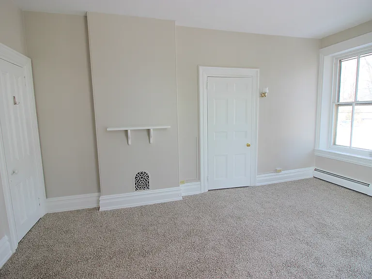 344 Hodgson St #3 — Photo 5
