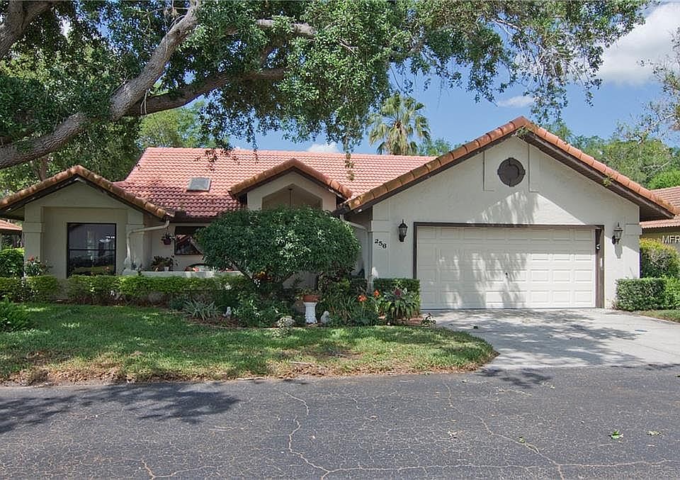 1st image of 256 Laurel Hollow Dr #28
