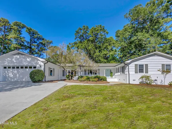 101 White Oak Drive, Wilmington, NC 28409
