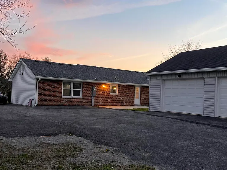 185 Cummins Ferry Rd — Photo 38