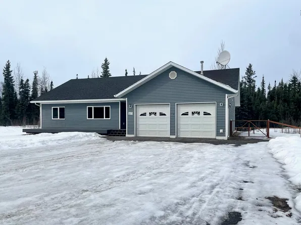 2275 Bordeaux St, North Pole, AK 99705