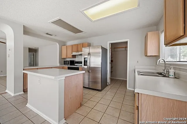 1004 Boxer Pass Dr — Photo 11
