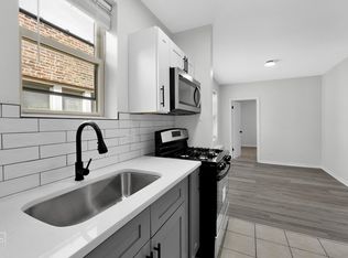 5952 W Superior St #5954-2E, Chicago, IL 60644