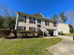 9 Lee Way, Taylors, SC 29687