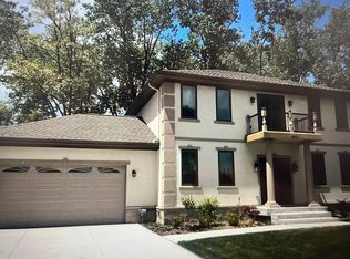 4470 Cass Elizabeth Rd, Waterford, MI 48328