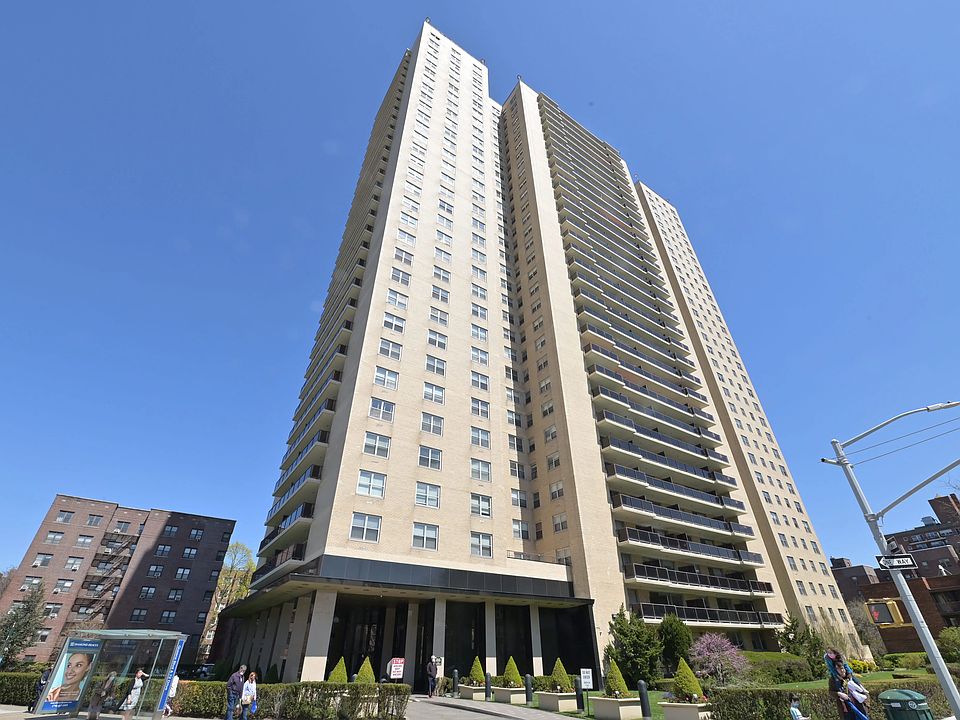 1st image of 110-11 Queens Blvd APT 27H