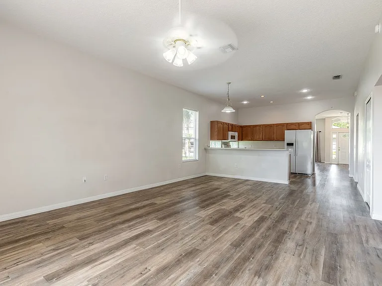 122 Spring Glen Dr — Photo 7