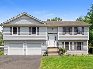 282 Poquonock Ave, Windsor, CT 06095