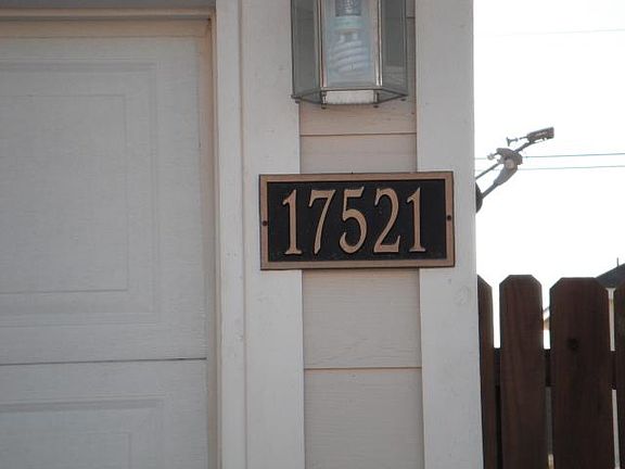 4th image of 17521 College Port Dr