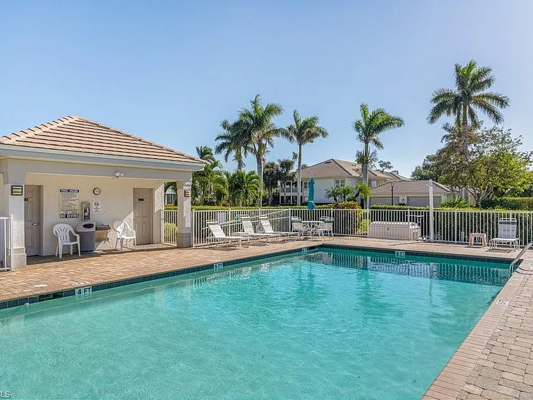 8251 Grand Palm Dr #3 — Photo 40